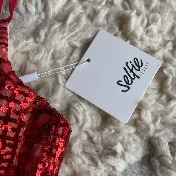 Selfie Leslie/Angel Biba Red Sequin Overlay Party Dress - Picture 5 of 7